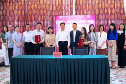 南宫28国际与新疆生产建设兵团第八师石河子市签署项目合作协议