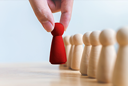 南宫28国际：技术驱动配置全球化人才